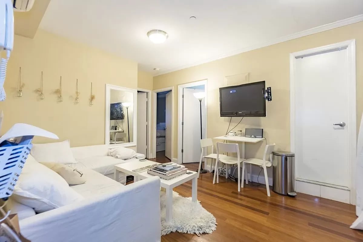 120 Saint Marks Place Unit: 1S