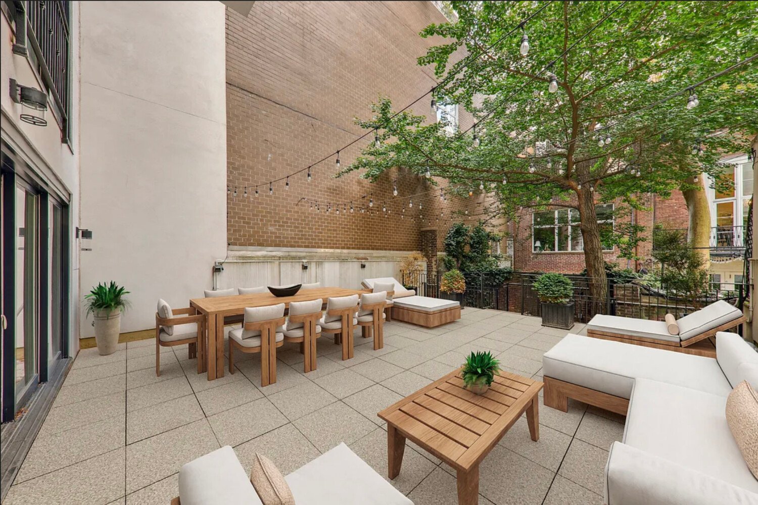 184 East 64th Street, Apt M