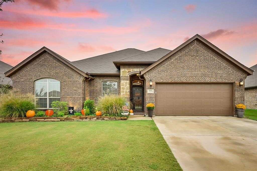 1112 Little John Drive
