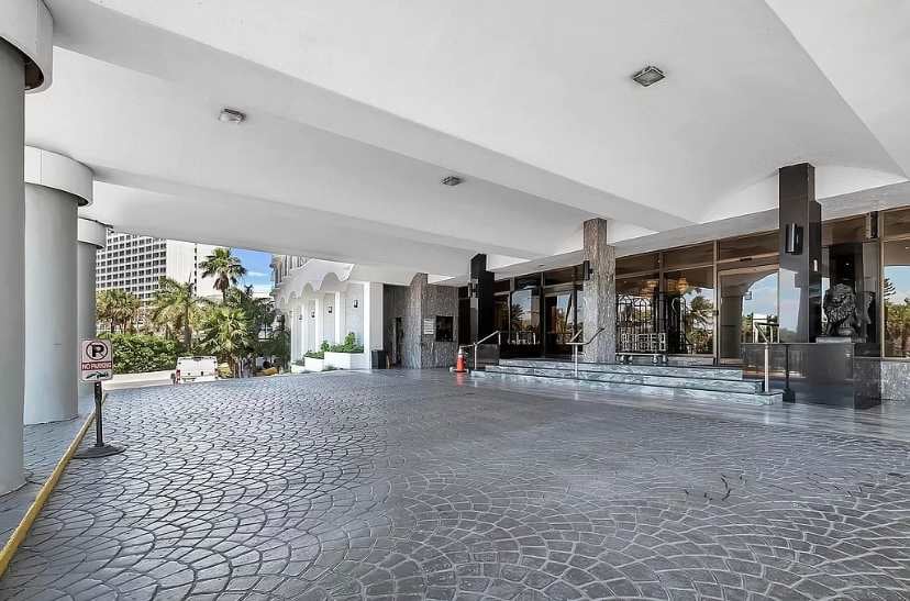 5401 Collins Ave #411 Miami Beach