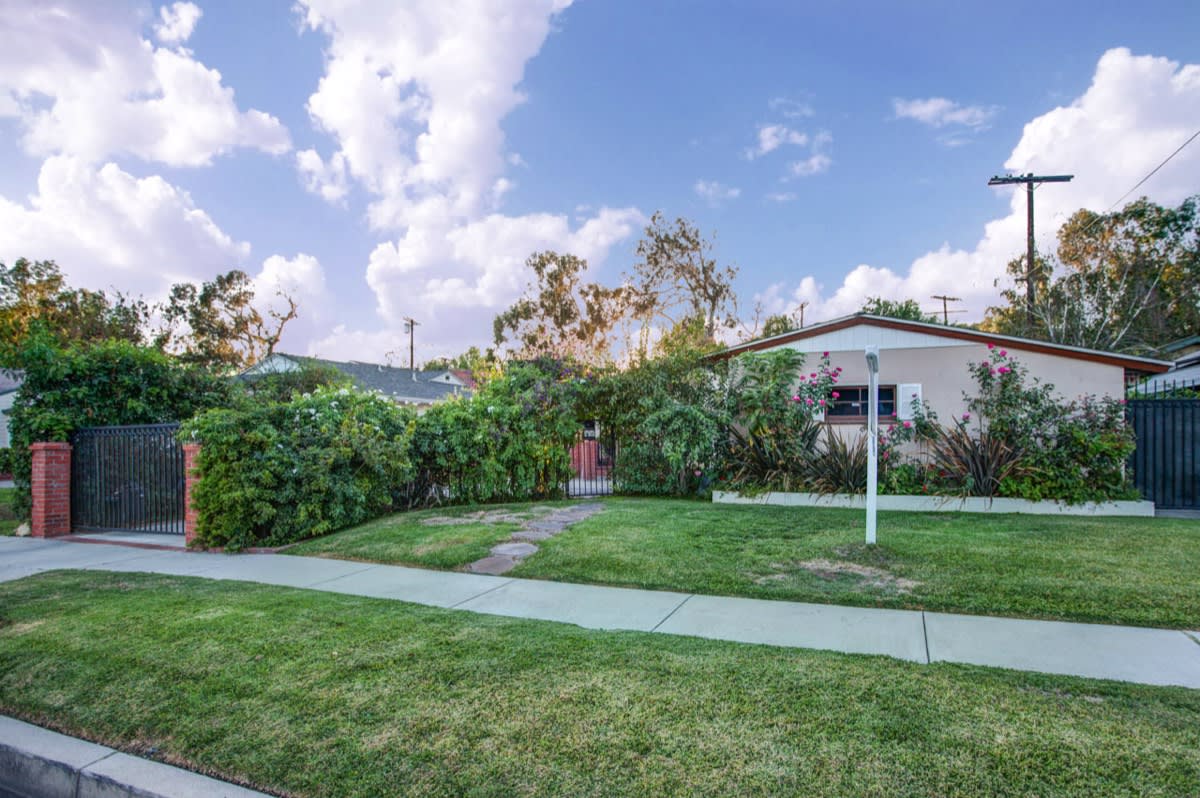 5919 Bucknell Ave Valley Village, CA