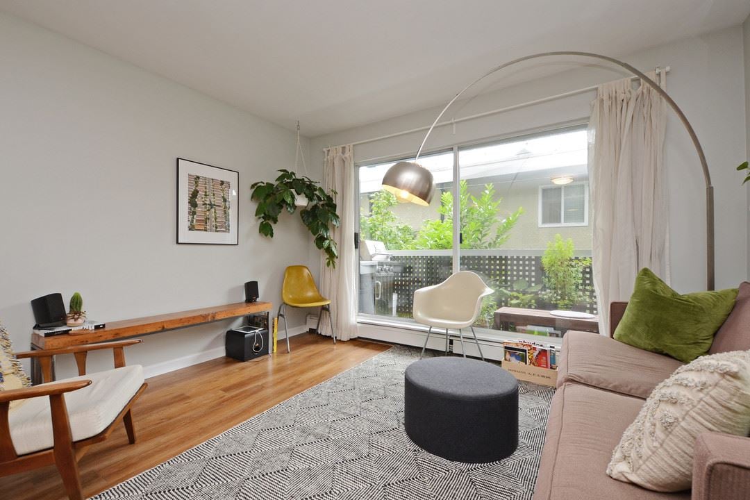 204-570 E 8th Ave