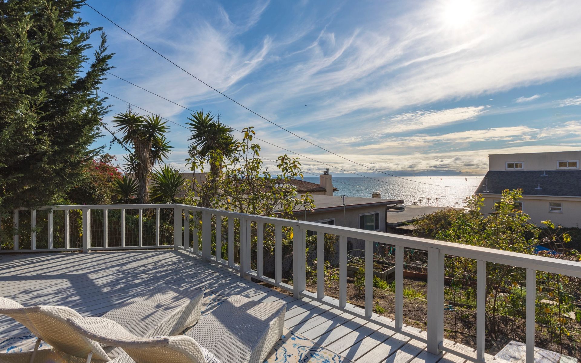 7040 Vista Del Mar Ln