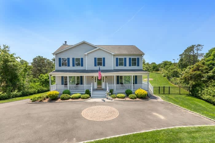 Stunning Southampton Rental