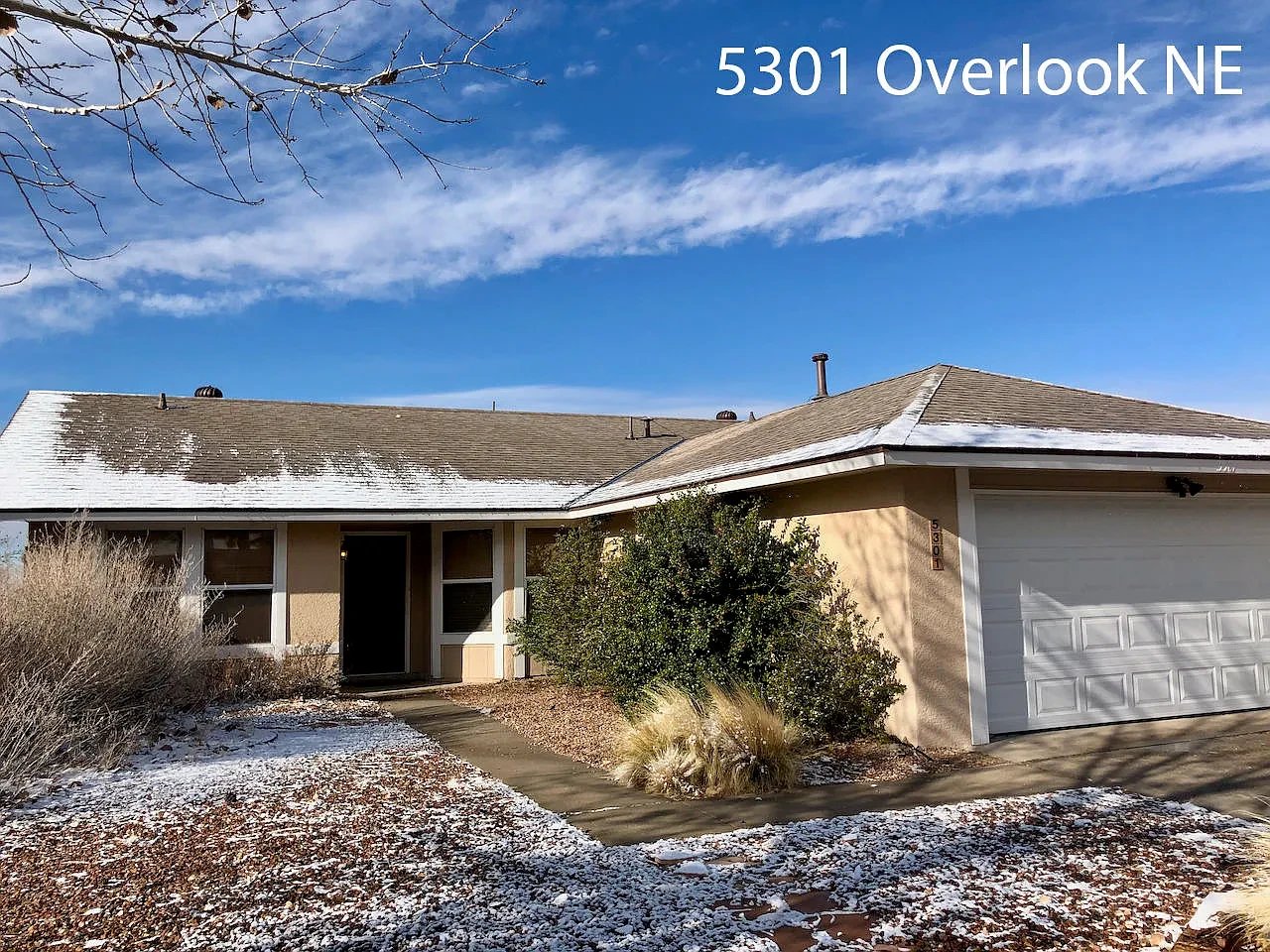 5301 OVERLOOK DR NE