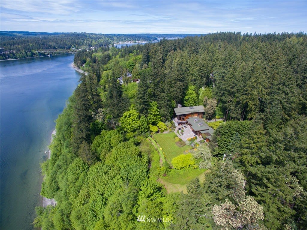 8888 Res5/3 Undisclosed Bainbridge Island