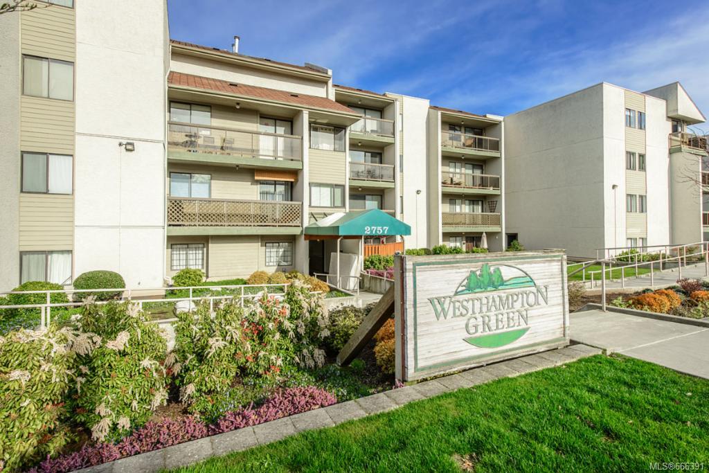 108-2757 Quadra St