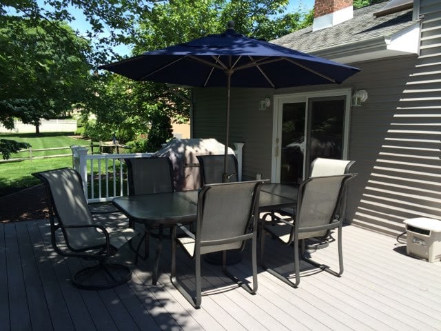 32 LAWRENCIA DR