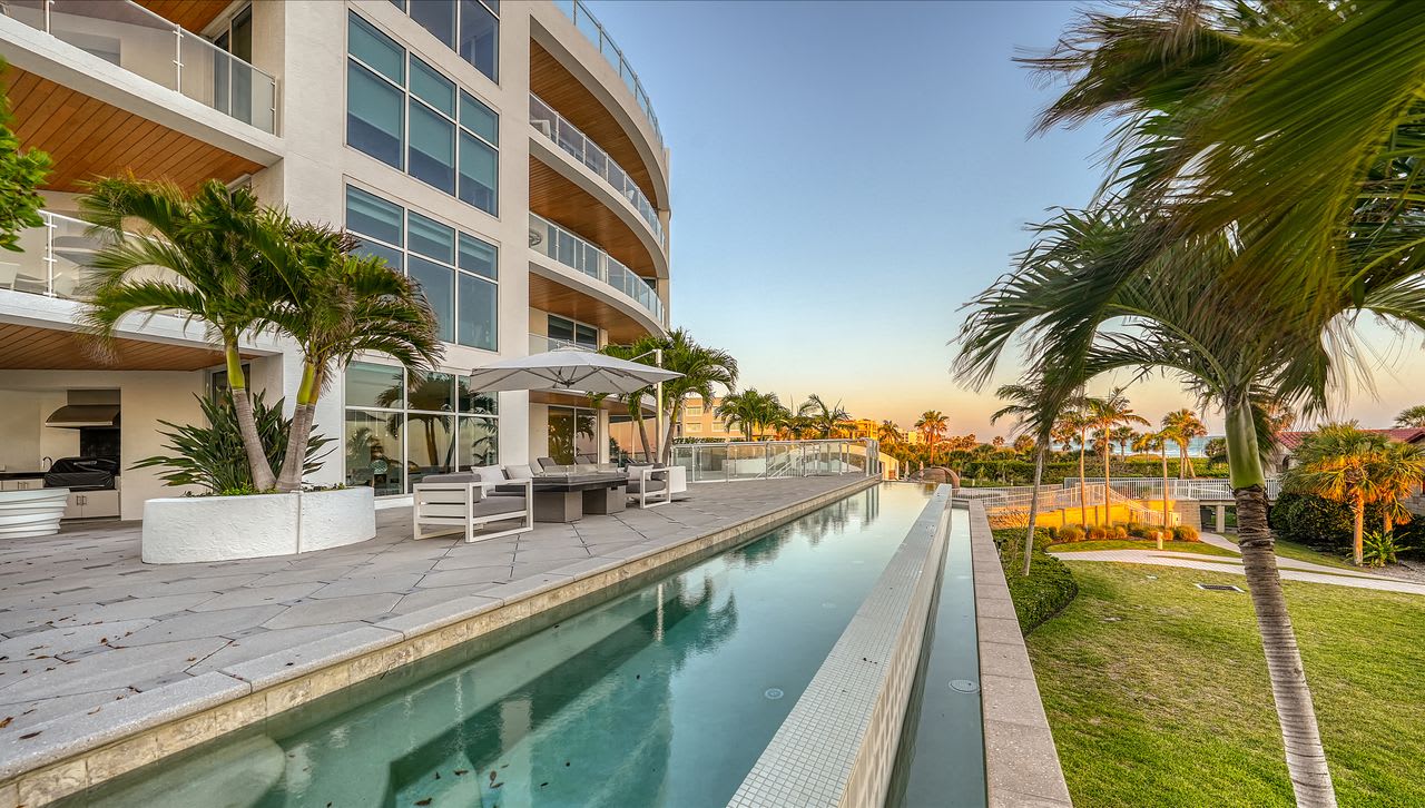 ARIA - Luxury Living on Longboat Key, Florida