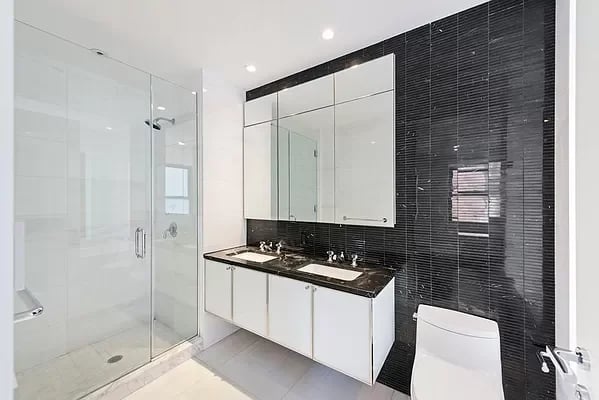25 Broad St PH2C