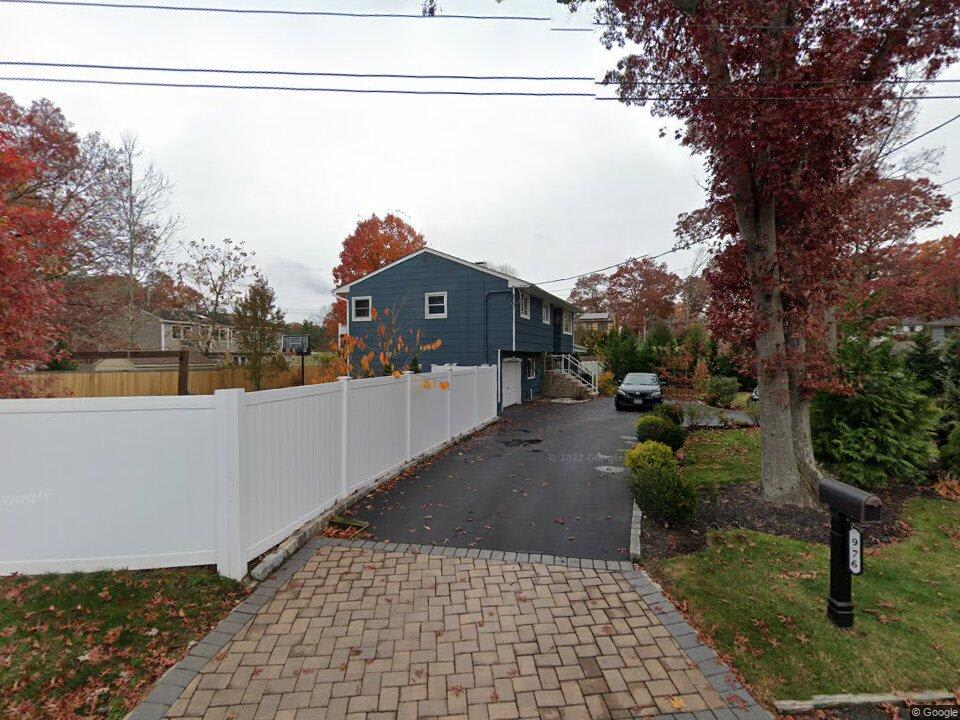 976 Terry Rd