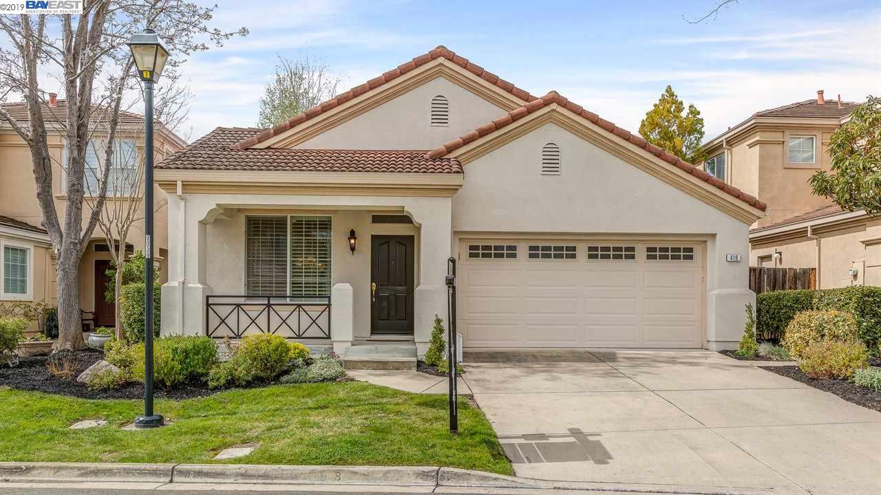 419 Fuchsia Ln