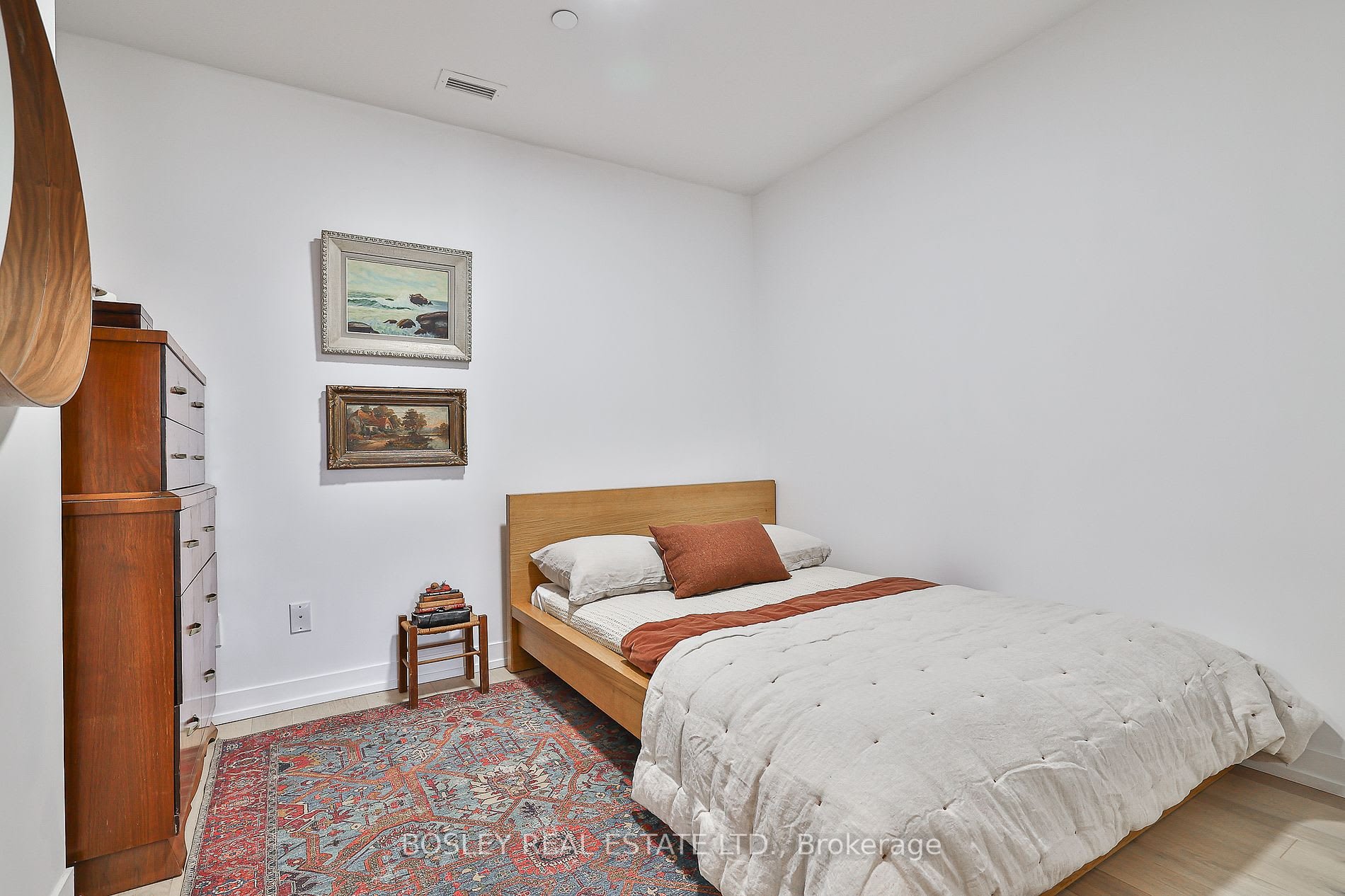 35 Wabash Ave 106
