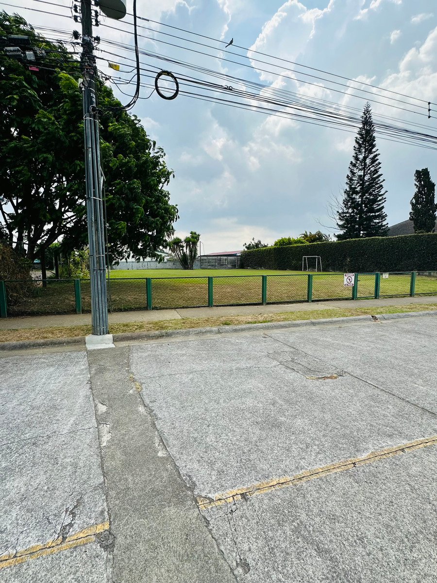 Flat Secure Residential Lot, Curridabat, San Jose