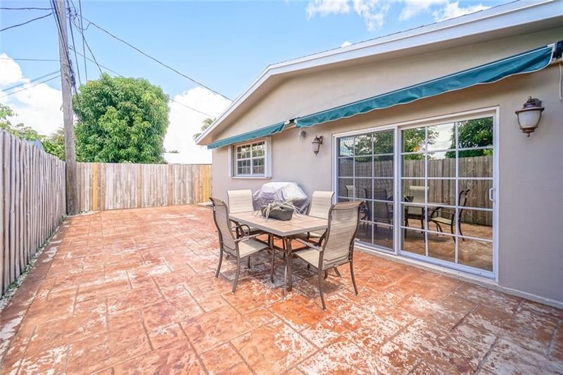 5171 NE 18th Ter