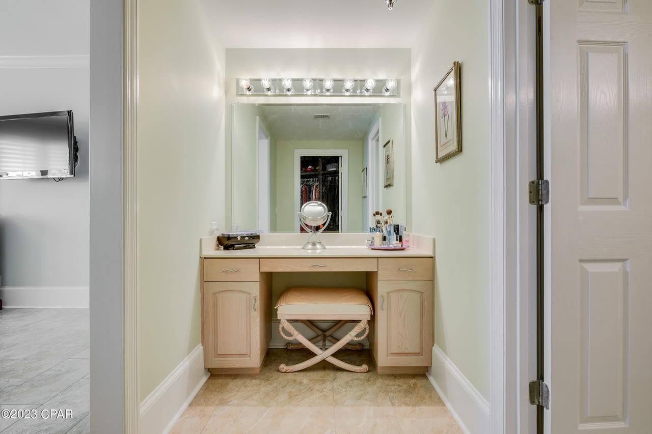 6323 THOMAS Drive Unit 802A