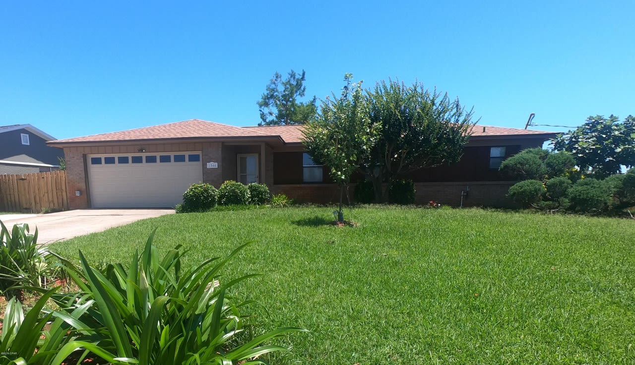 1544 Donna Avenue