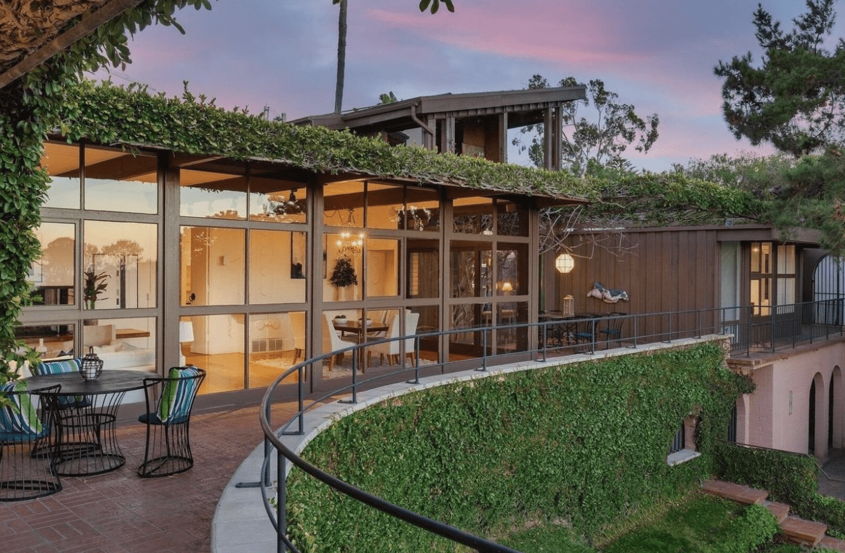 Compass Luxury | UC San Diego is selling the coastal home of famed oceanographer Walter Munk