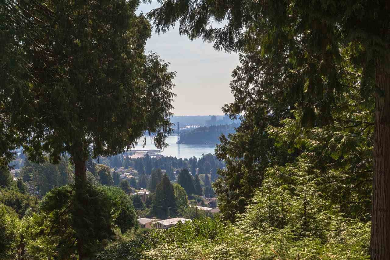 2058 Russet Wy
