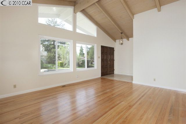 40 Simpson Dr