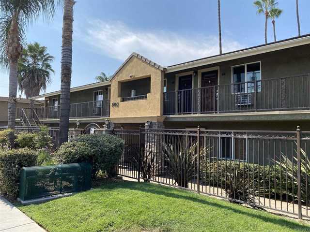 800 N Mollison Avenue 51