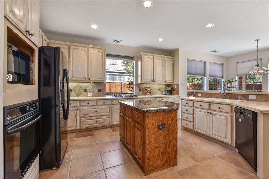 208 Durango Dr
