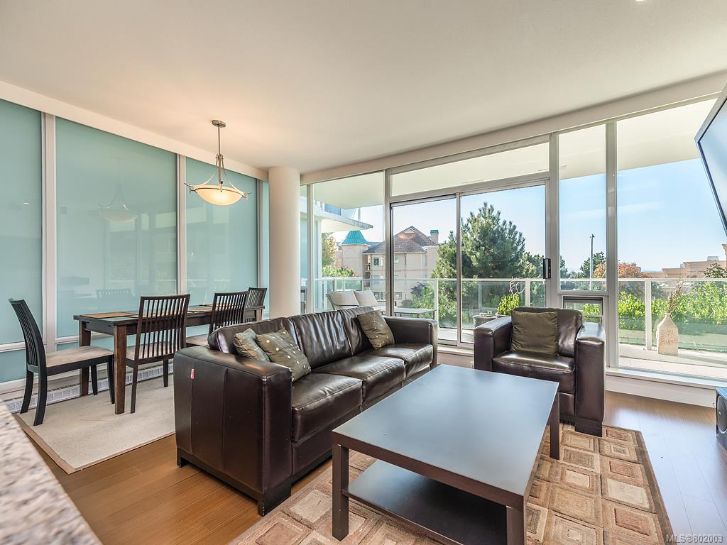 106-68 Songhees Rd, Victoria