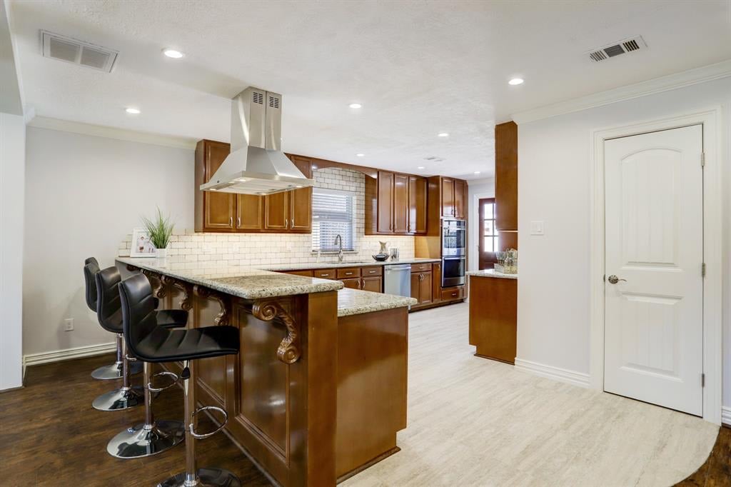 2106 De Milo Dr