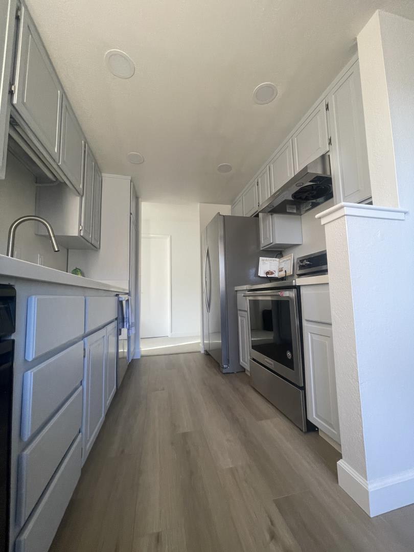 820 Sea Spray Lane, #215, Foster City 94404