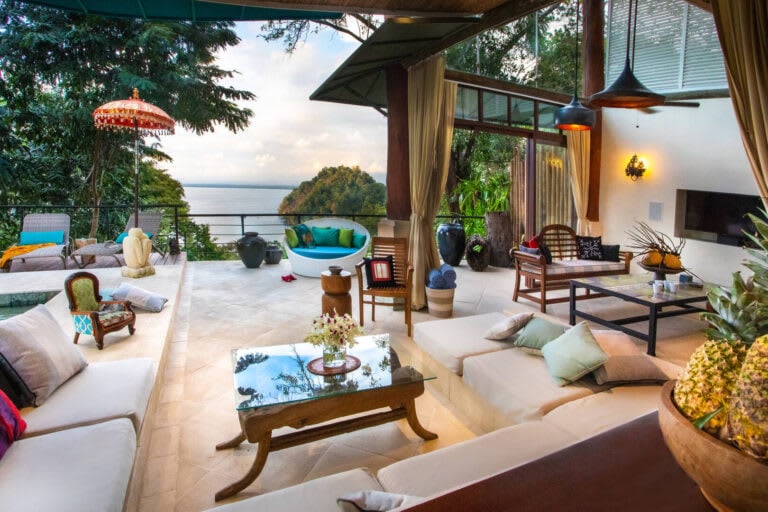 Dos Vistas, Bali Style Ocean View Home