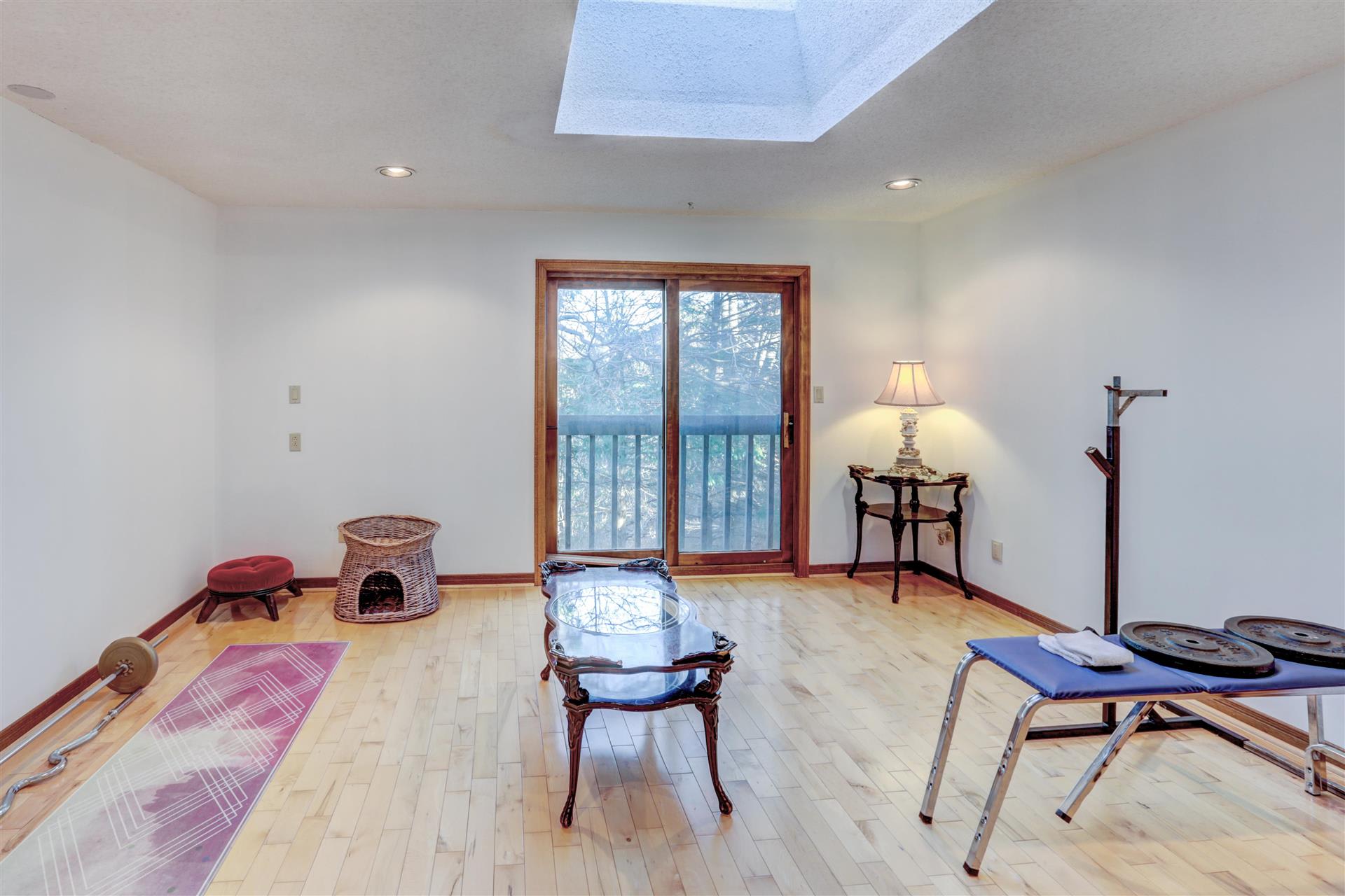 373 Morningside Ave