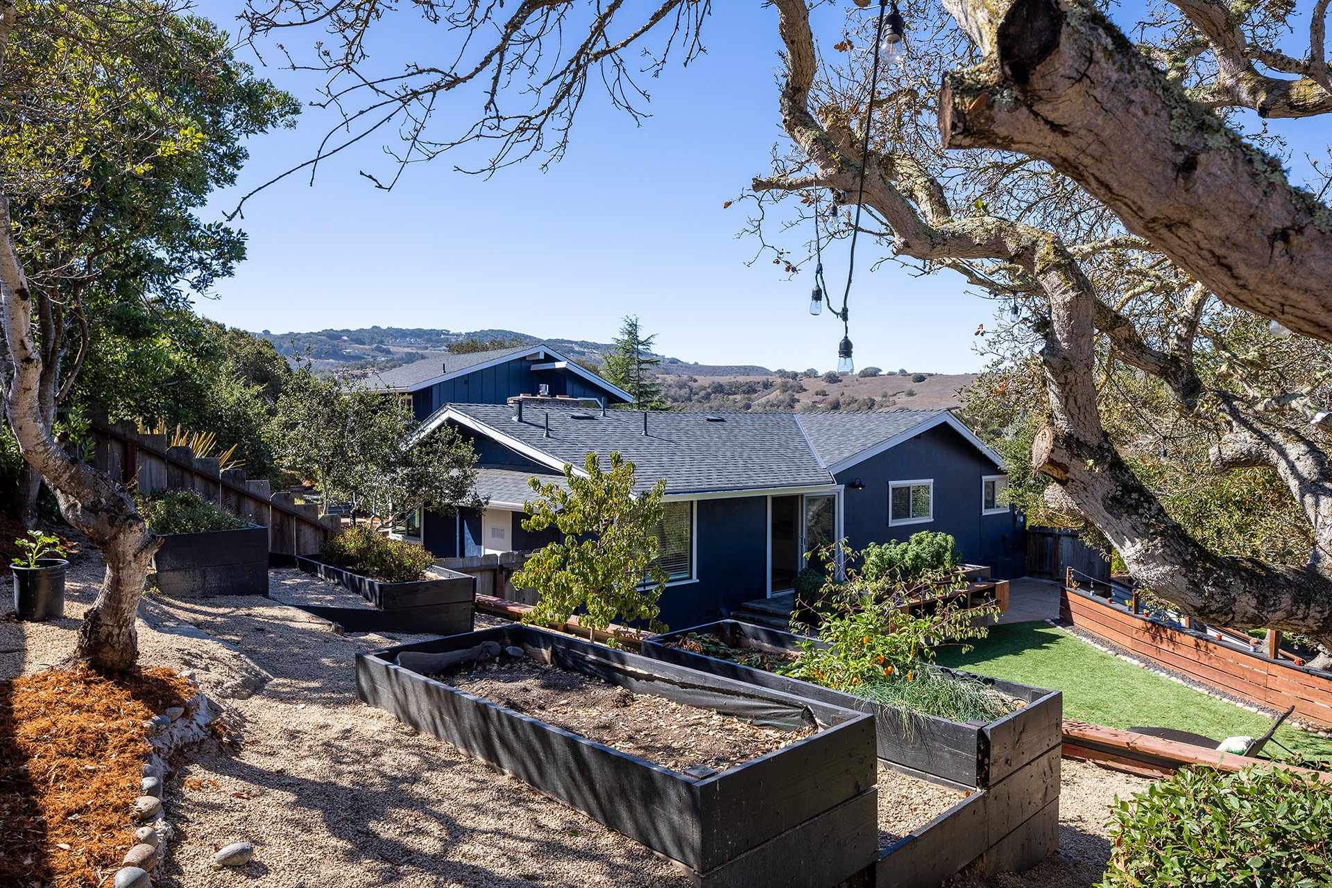 Sunny Outdoor Living - 23 Seca Place