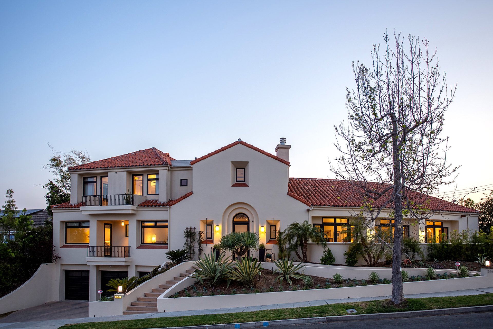 2943 Club Dr, Cheviot Hills