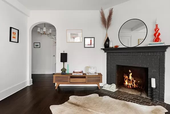 140 E 28th St #11F