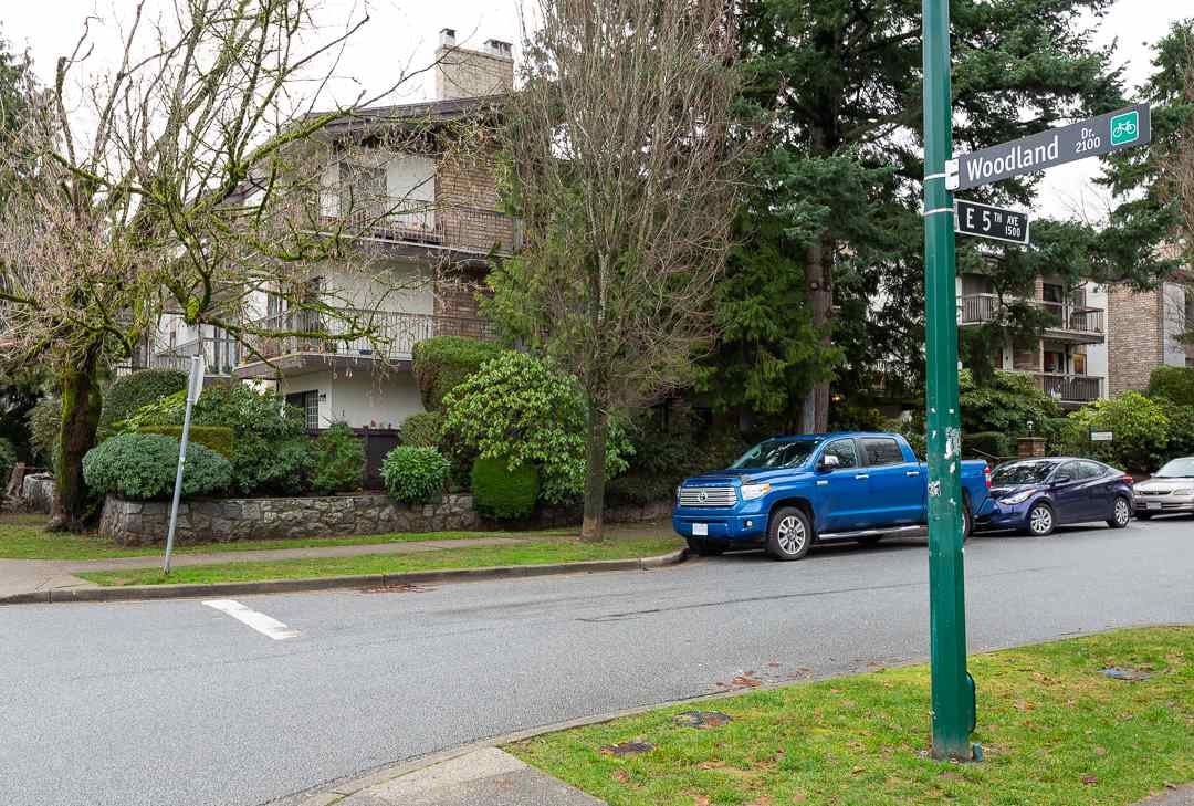 101-1515 E 5th Ave