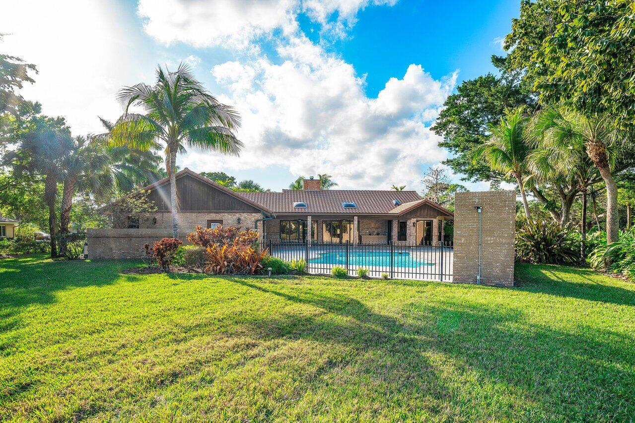 8000 NW 47th Dr