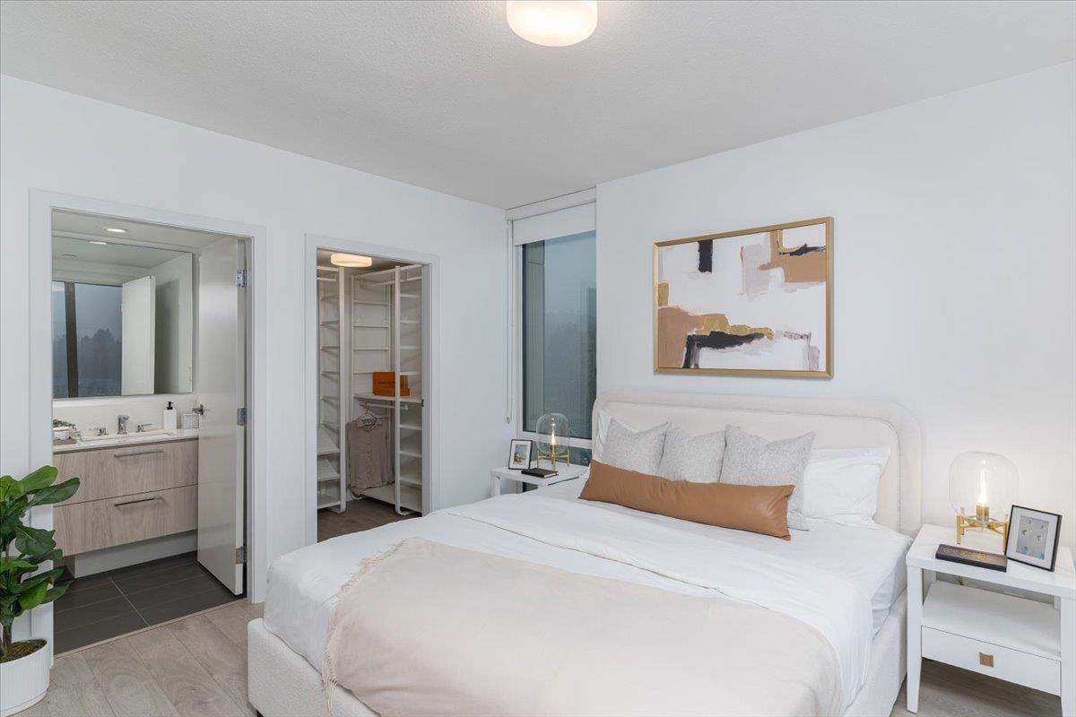 1402-680 Seylynn Cres