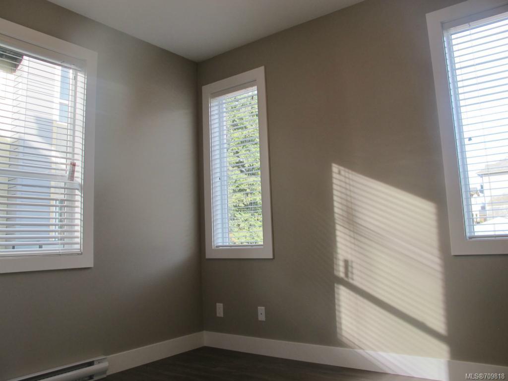 104-2726 Peatt Rd, Langford