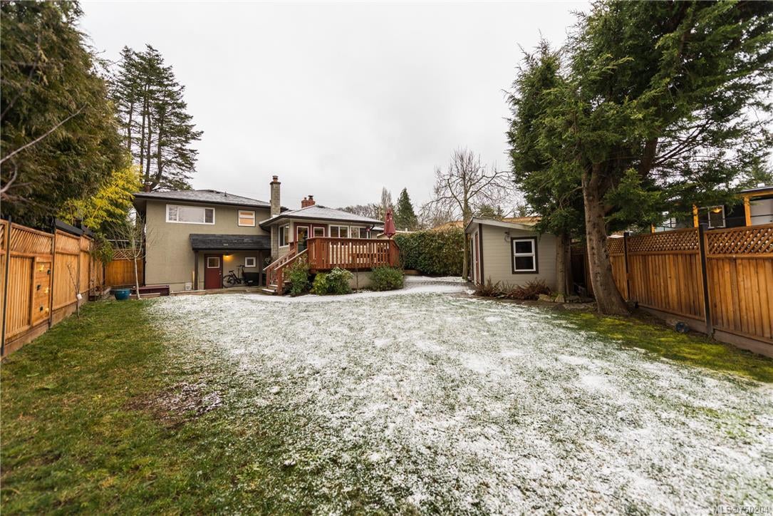 3910 Ansell Rd, Saanich