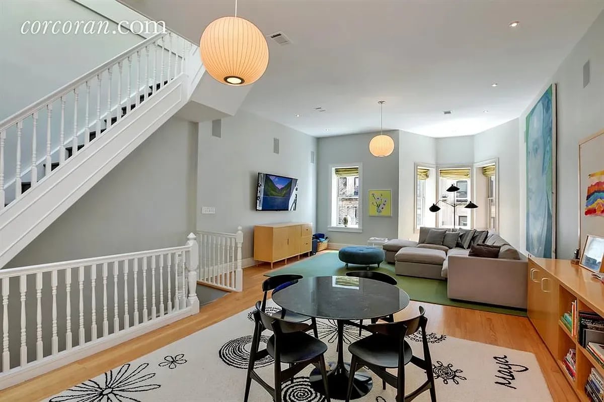 327 W 101st Street
