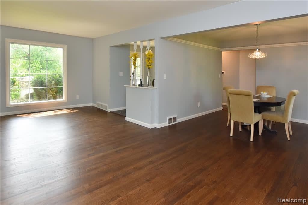 110 BALDWIN Road