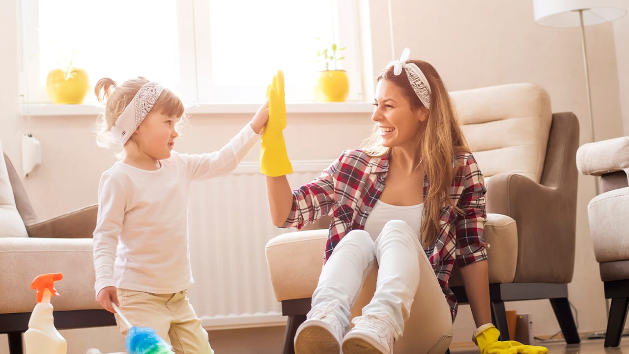 8 Tips for Living in A Home You’re Selling