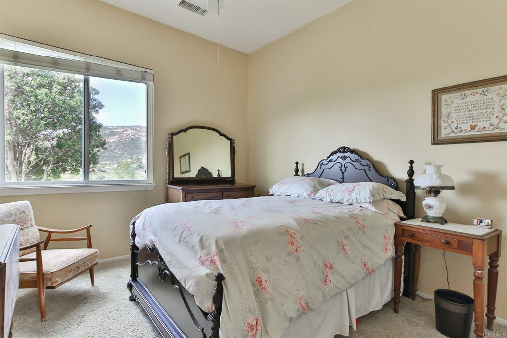 415 Peutz Valley Rd
