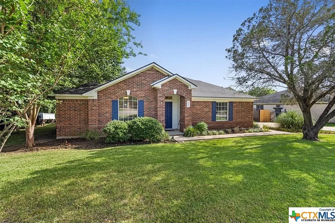 601 Dryden Ln
