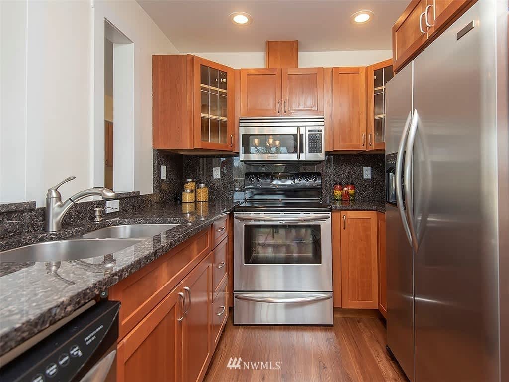 1110 5th Ave S #303