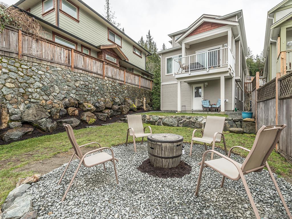 950 Walfred Rd, Langford