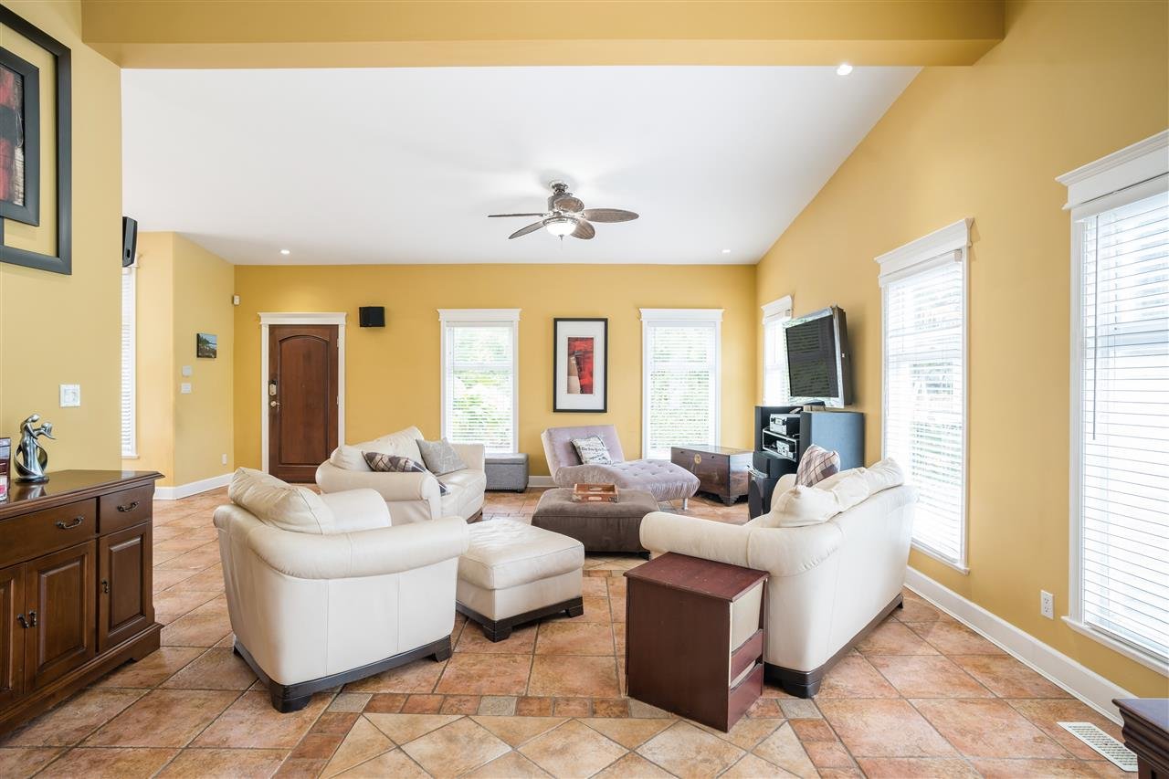 1506 BRdview Ct