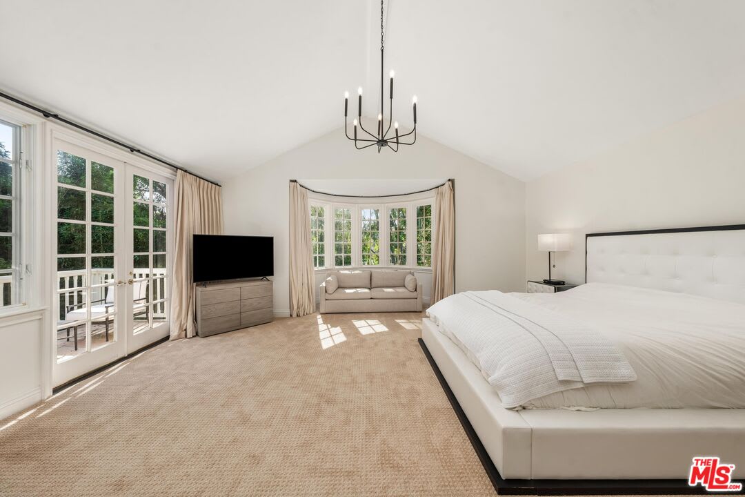 Opulent Ridge