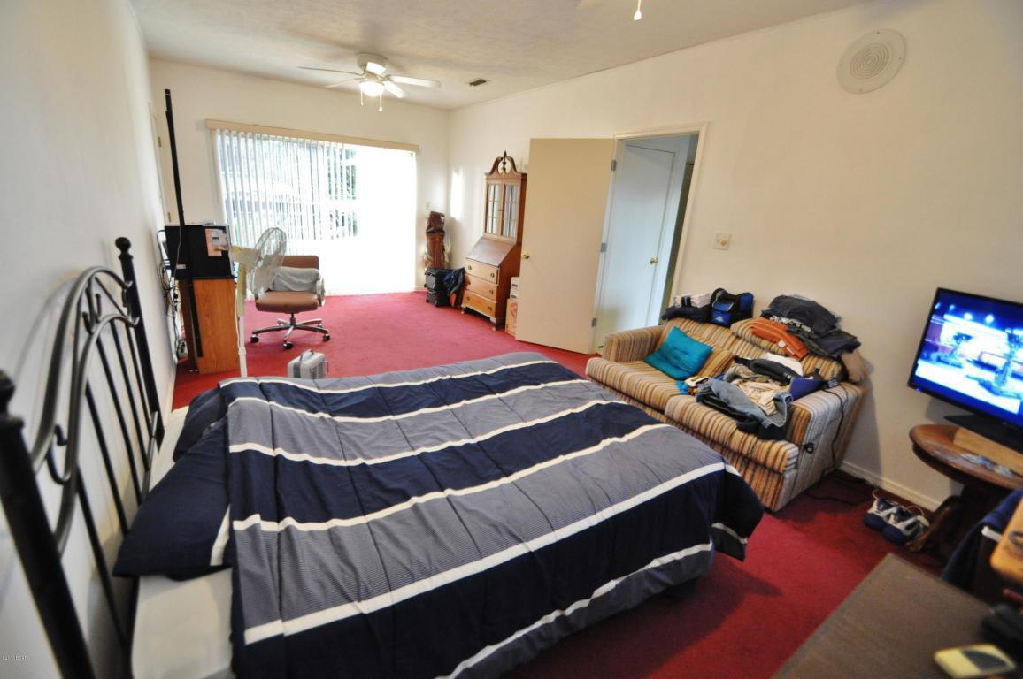 4652 BAYWOOD Drive