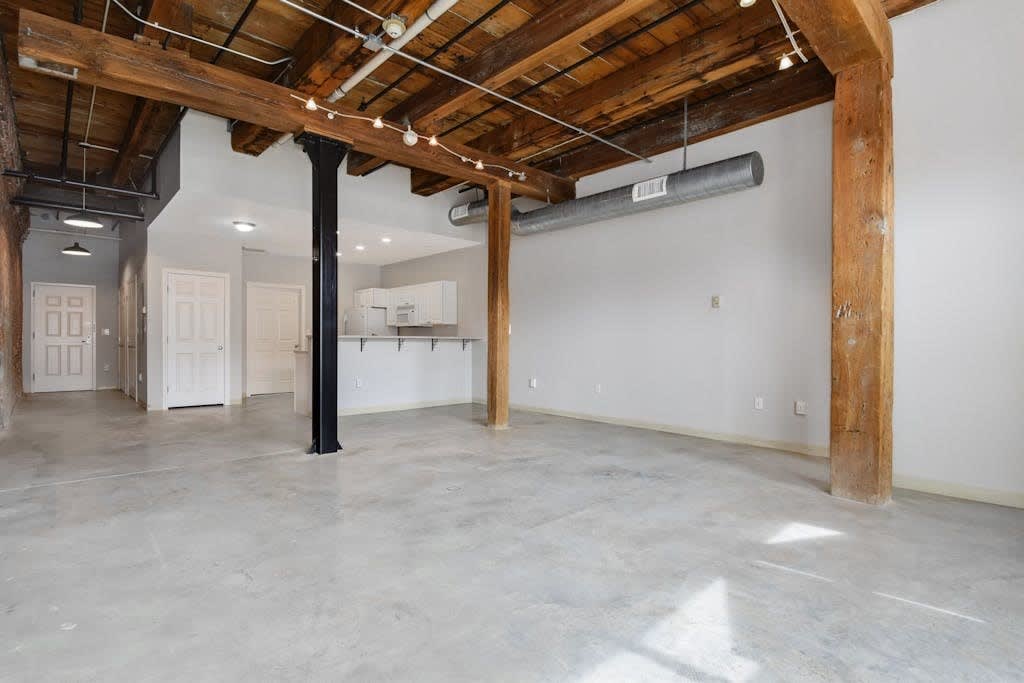 37 Millyard Amesbury Ma, #107